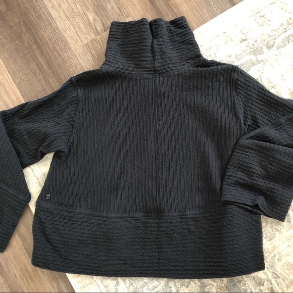 lululemon athletica Black Turtleneck Sweatshirt - Picture 2 of 4